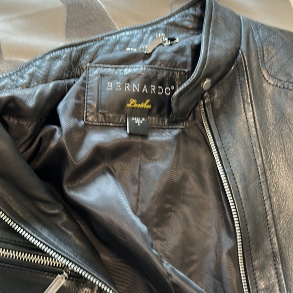 Bernardo leather Jacket - Picture 3 of 4